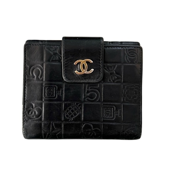 Authentic CHANEL Black Lambskin Leather Lucky Charms Embossed Bifold Wallet - Picture 4 of 16